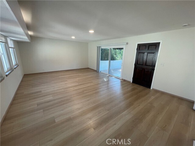 Photo - 215 W 11th St