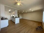 Photo - 6041 Whitsett Ave