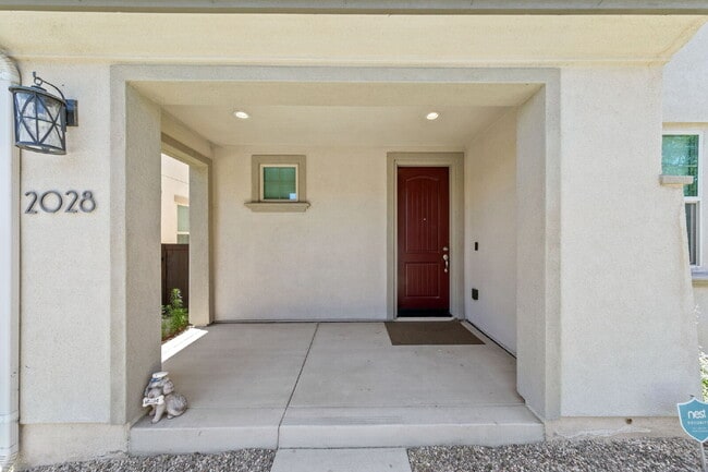Photo - Love your life at Escaya in Chula Vista! 4Bed/2.5Ba attached garage home for rent