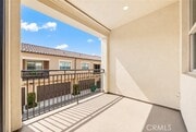 Photo - 134 Canvas