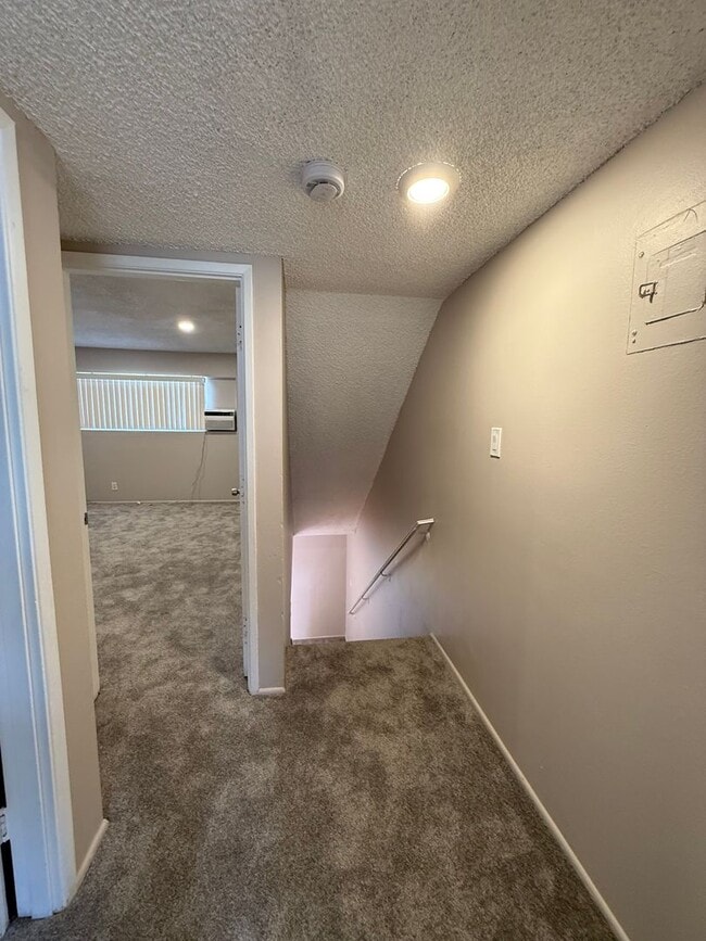 Building Photo - 104 - Raymond Property Unit 1