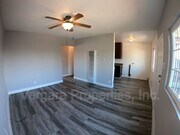 Photo - 1083 E 7th St Unit 4