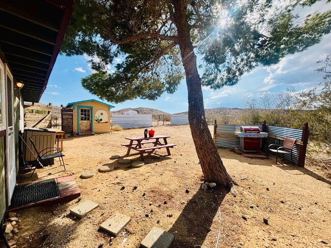 Photo - Joshua Tree Cabin in Peaceful, Wide Open S...