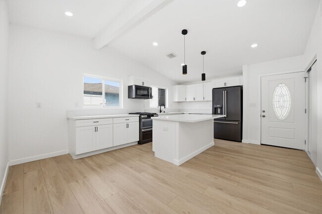 Photo - Brand new remodel!