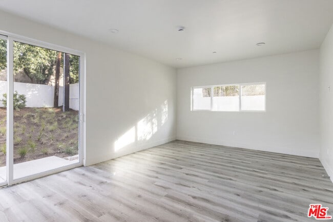 Photo - 3210 Verdugo Rd