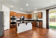 Photo - 46545 Peach Tree St