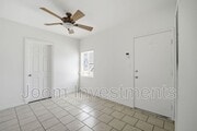 Photo - 4914 1/2 Maine Ave