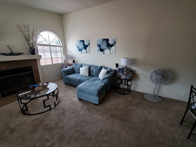Photo - Beautiful 2BD/2BA Townhome in the Heart of University City - 2 Car Garage - Washer/Dryer - Quiet ... Unit 38