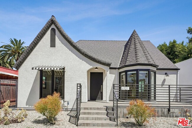 Building Photo - 6521 Homewood Ave