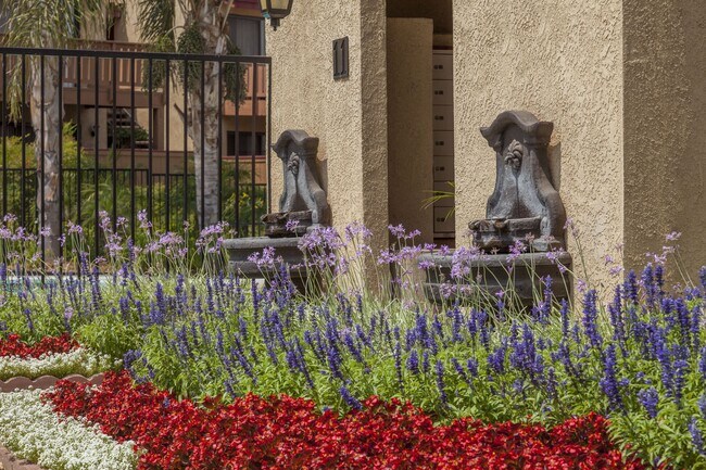 Photo - Red Oak Villas Apartments