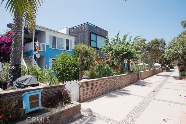 Photo - 90 18th St Townhome