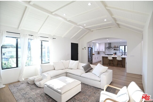 Photo - 1430 Stearns Dr