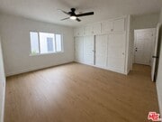 Photo - 447 S Palm Dr Unit 5