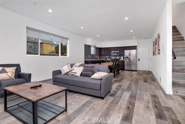 Photo - 1342 N Kenmore Ave Townhome