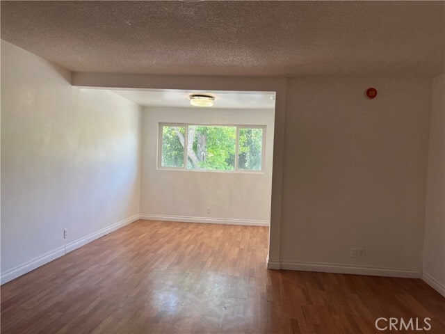 Photo - 4936 Hazeltine Ave Apartment Unit 6