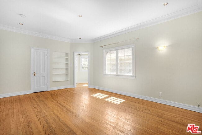 Photo - 1306 N Alta Vista Blvd Unit 1306 1/2