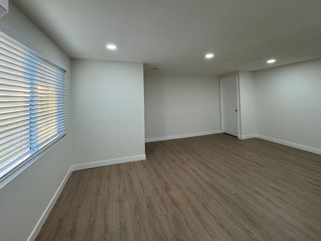 Photo - 17122 Santa Lucia St Unit B - Studio