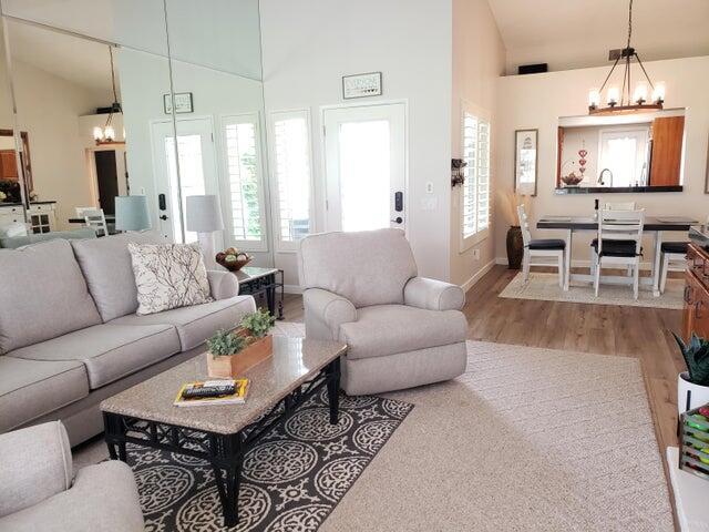 Photo - 190 Desert Falls Cir