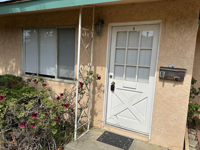 Photo - Cute 2 Bd 1Ba Unit NE Santa Maria