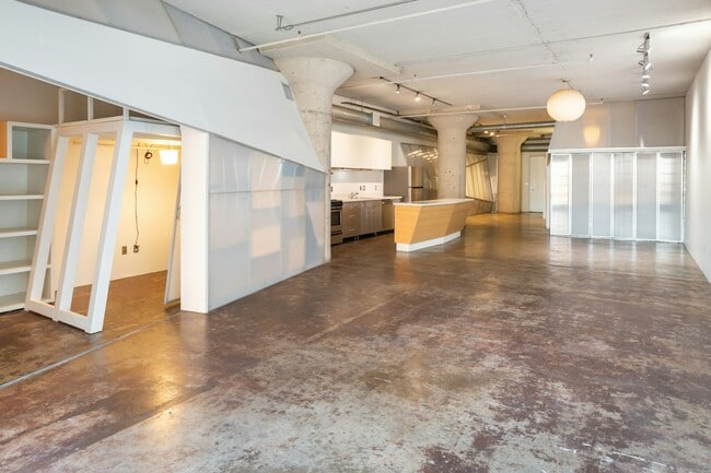 Photo - 1855 Industrial St Condo Unit 405