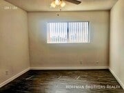 Photo - 151 N Hoover St Unit 4