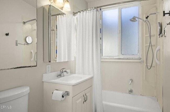 Photo - 2749 Pierpont Blvd