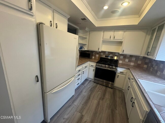 Photo - 12115 Valleyheart Dr