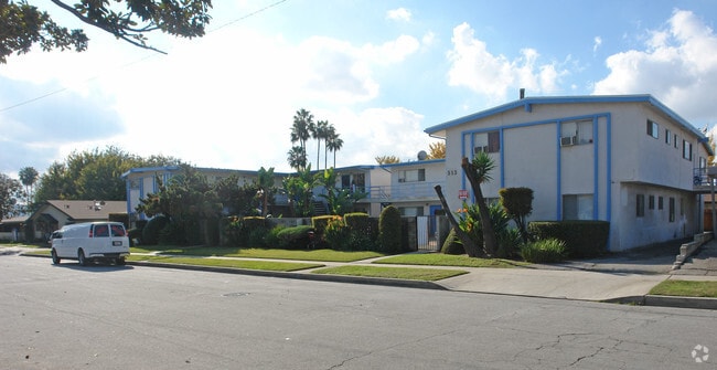 Photo - Covina Stewart Apts