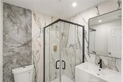 Photo - 10607 Whitegate Ave
