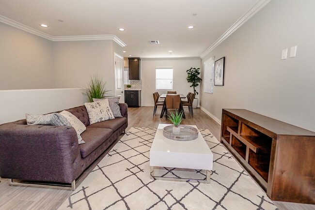 Photo - 4508 Esmeralda St