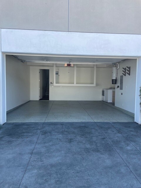 Garage - 2783 190th St Unit NA