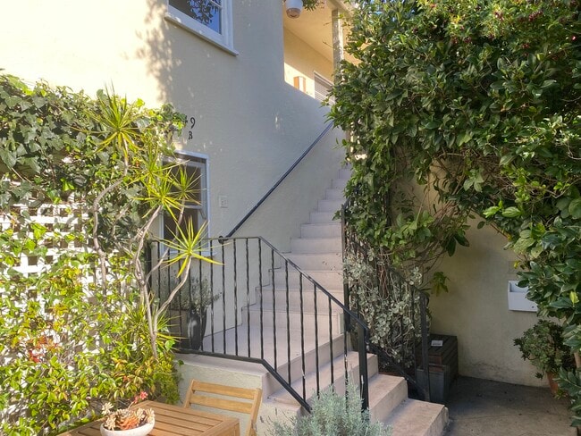 Photo - 449 San Vicente Blvd Unit B