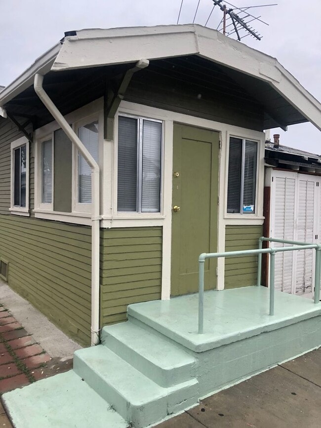 Photo - 1380 Gaviota Unit 1382