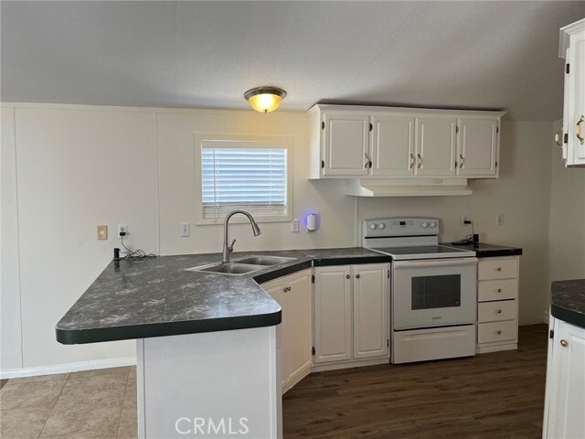 Photo - 22225 Ellis Ave