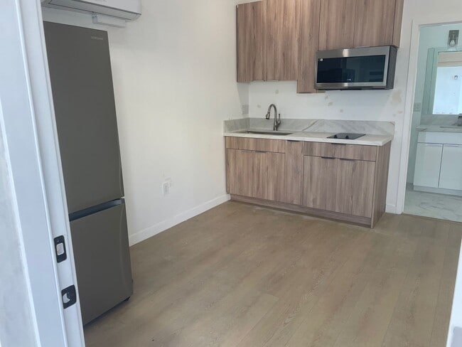 Photo - 1376 Edgecliffe Dr Unit #1378 3/4