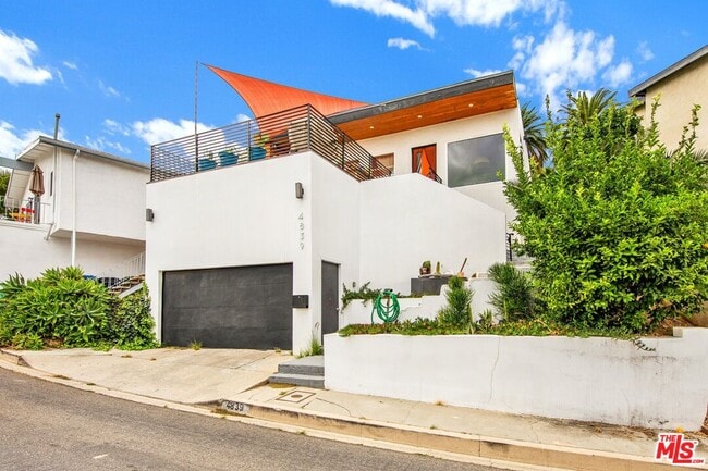 Building Photo - 4839 Seldner Ave