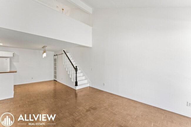 Photo - Updated 2 Bed, 1.5 Bath Condo in Gated Crosspointe Village