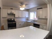 Photo - 6 Bedroom 3 Bathroom House  8 ppl MAX