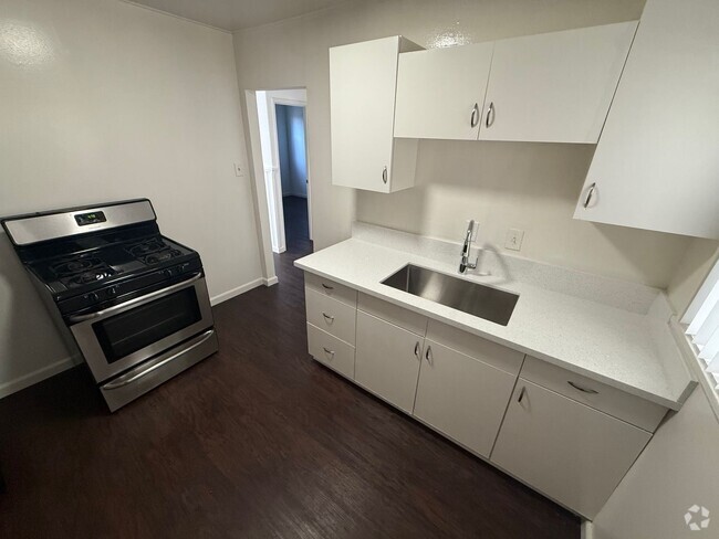 Building Photo - b3767 Unit 3771 Rental