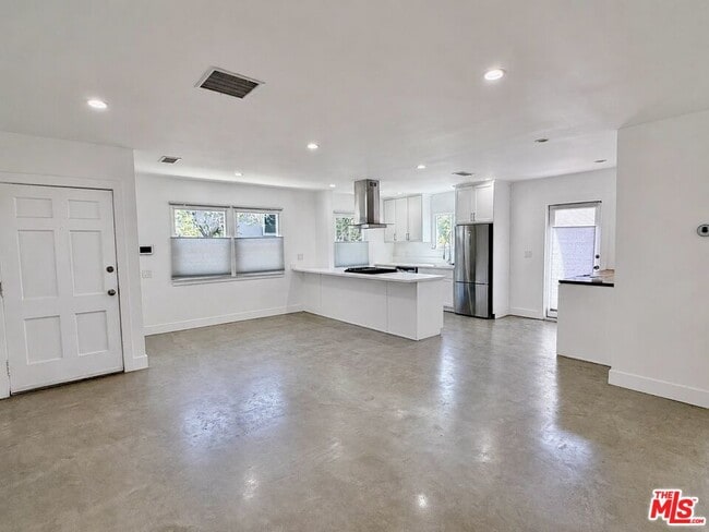 Photo - 4234 Verdugo Rd