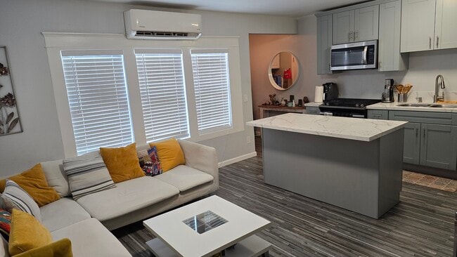 Photo - 4319A Central Ave