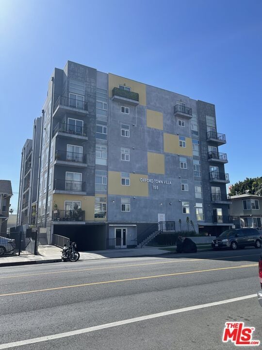 Building Photo - 155 S Oxford Ave Unit 203