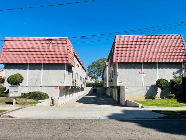 Photo - 6442 Rostrata Ave