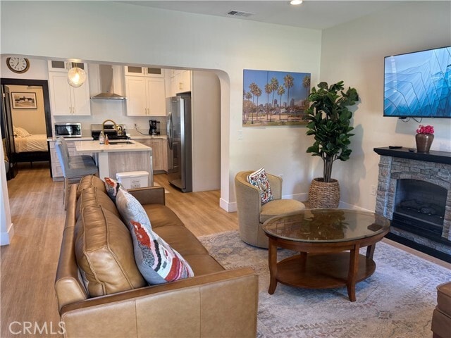 Photo - 2920 E 7th St