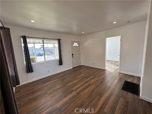 Photo - 4587 W 142nd St