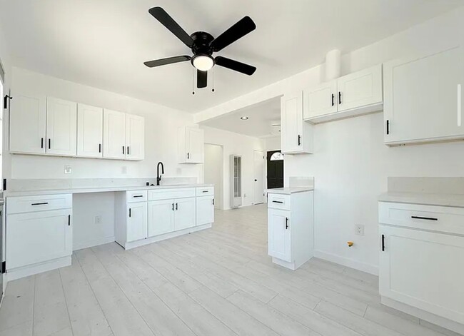 Photo - 520 N Wilmington Ave
