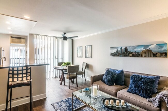 Photo - 3700 Sepulveda Apartments