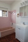 Bathtub and shower - 4460 Clairemont Mesa Blvd House