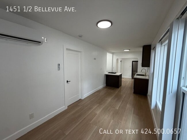 Building Photo - 1451 1/2 Bellevue Ave.-