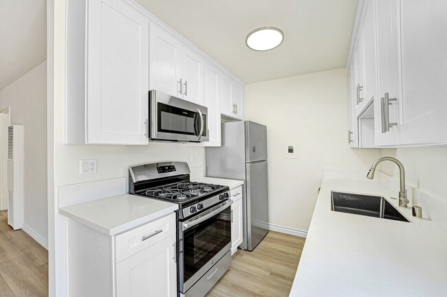 Photo - 1010 Pico Blvd Unit 5